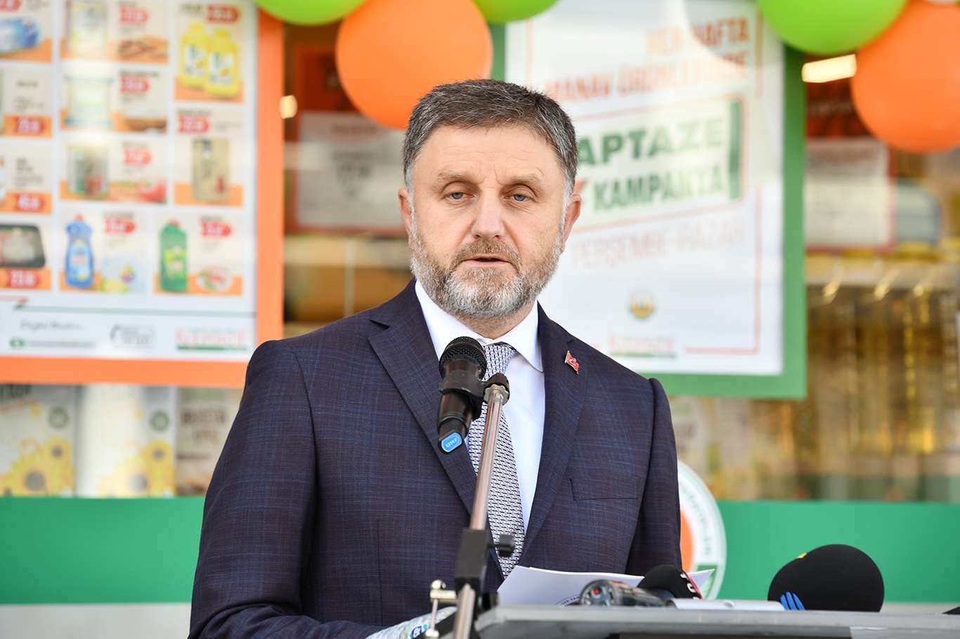Tarım Kredi Kooperatifleri Genel Müdürü Poyraz görevden alındı Tarım Kredi Kooperatifleri Genel Müdürü Poyraz görevden alındı